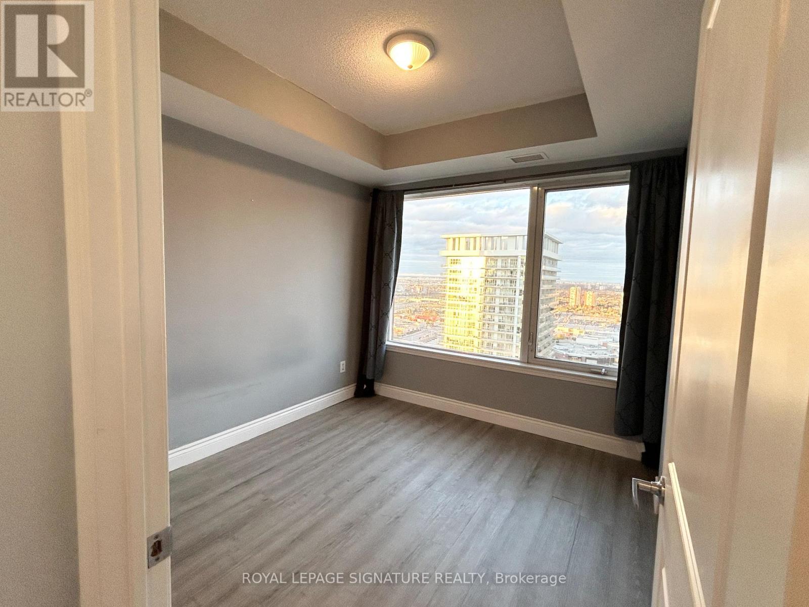 3005 - 385 Prince Of Wales Drive, Mississauga, Ontario  L5B 0C6 - Photo 7 - W12501034