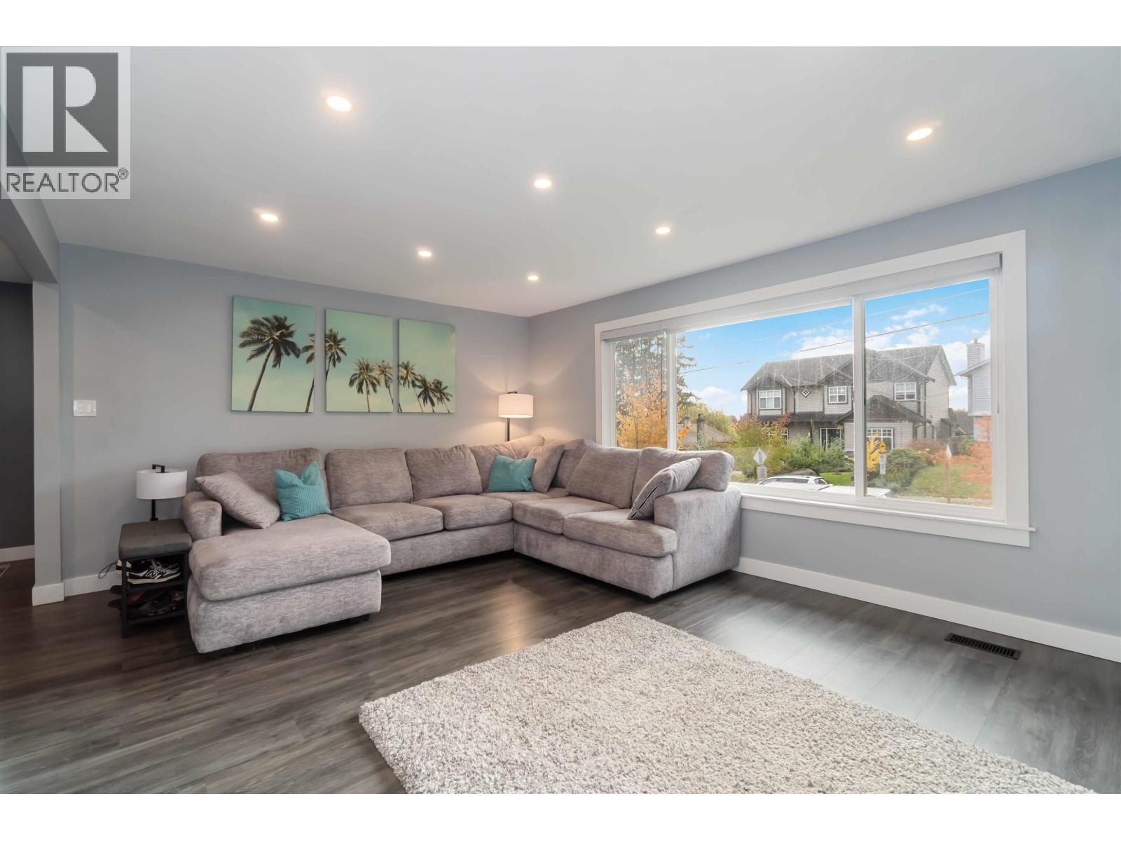 415 Alberta Street, New Westminster, British Columbia  V3L 3J6 - Photo 3 - R3064046