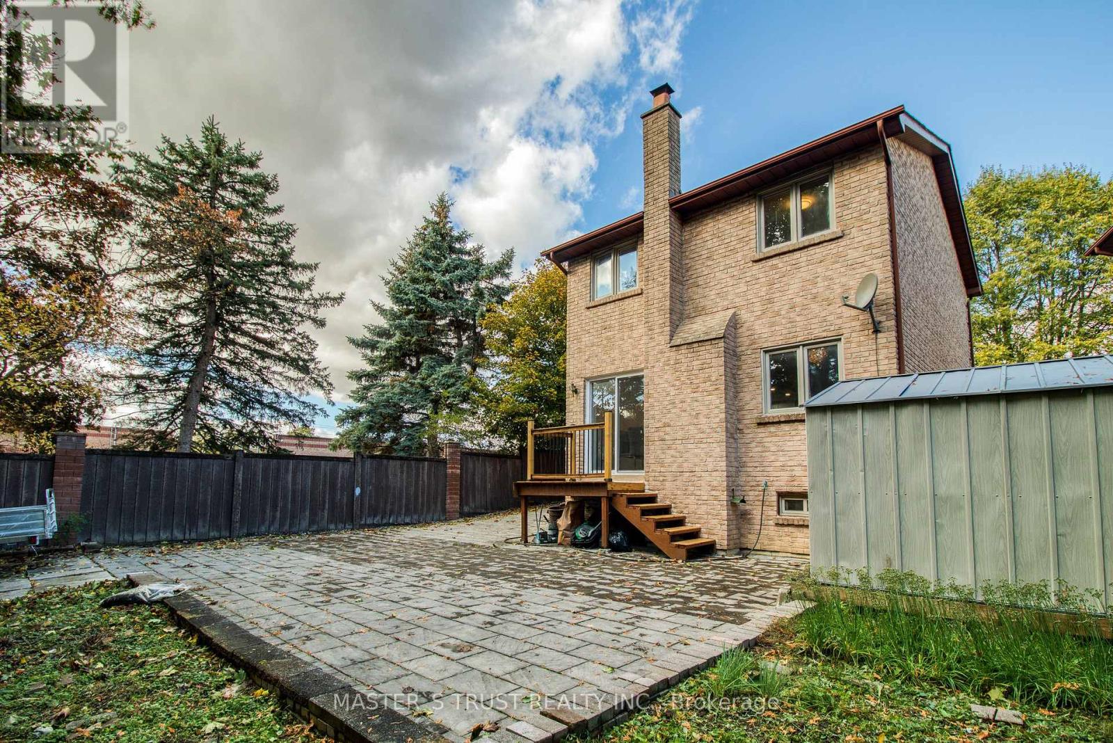 20 Valhalla Court, Aurora, Ontario  L4G 5W3 - Photo 24 - N12505604