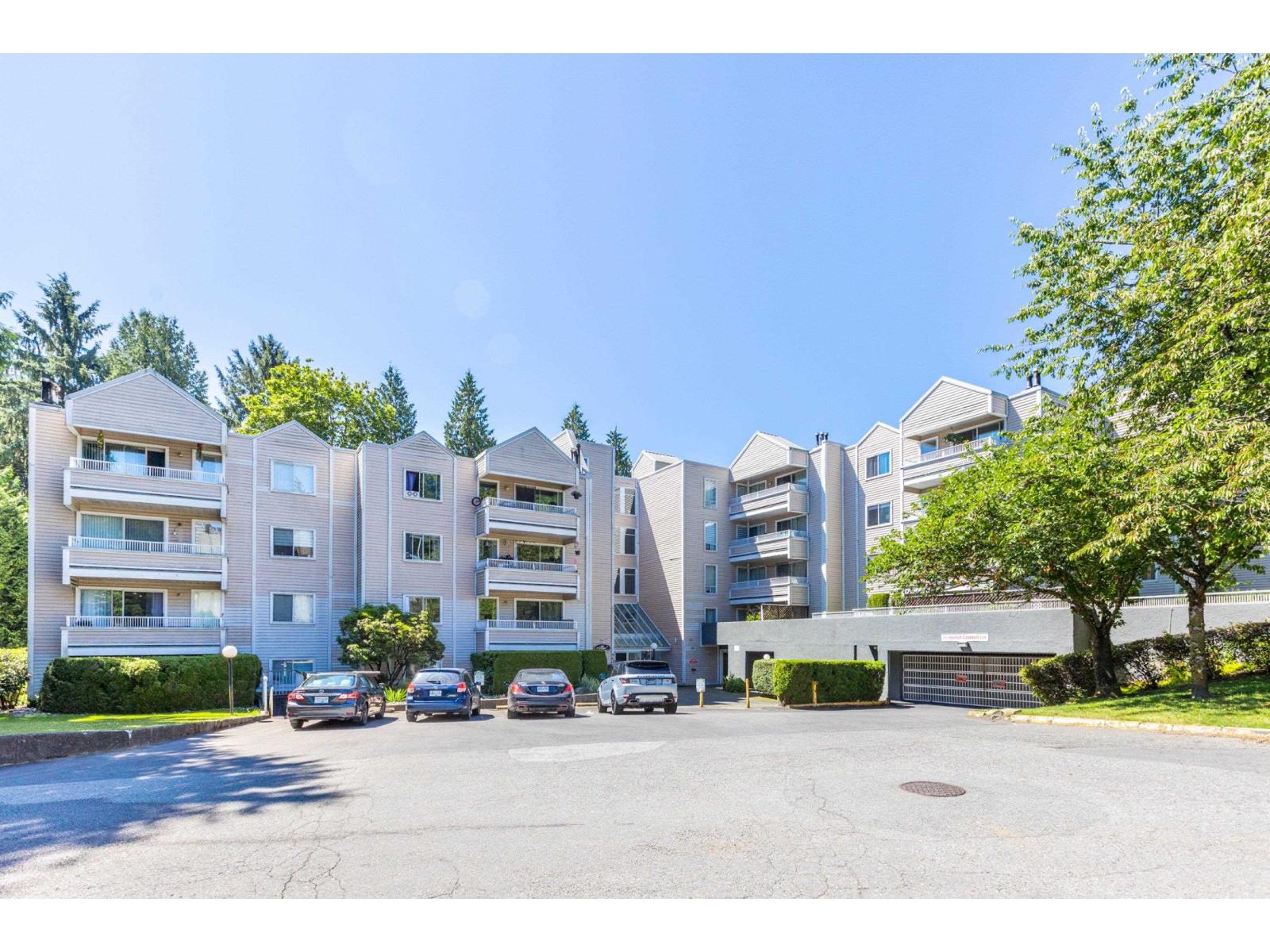 306 9644 134 STREET, Surrey, British Columbia