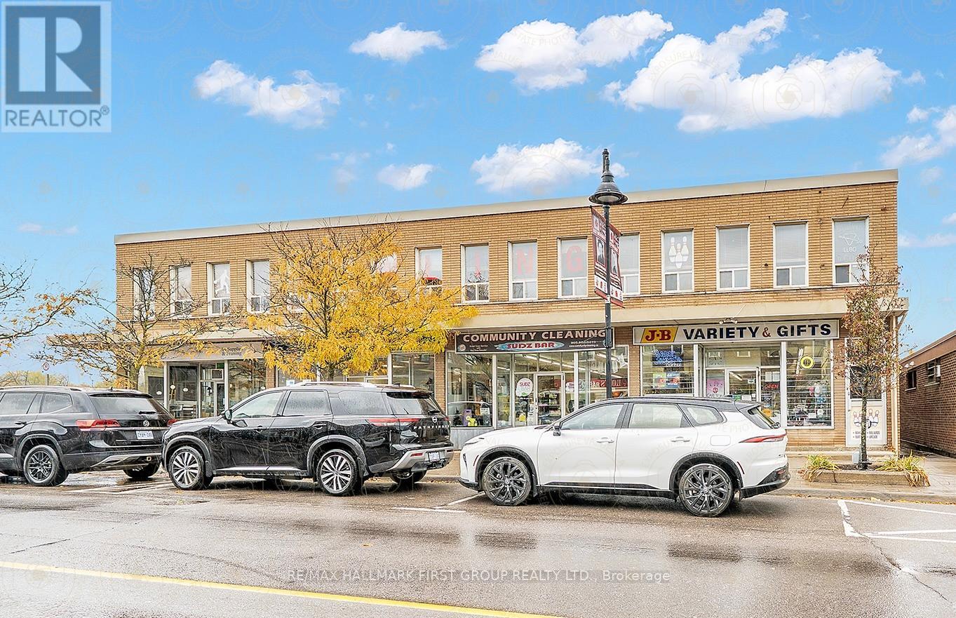 69 Brock Street W, Uxbridge, Ontario L9P 1P5 - Photo 2 - N12491376