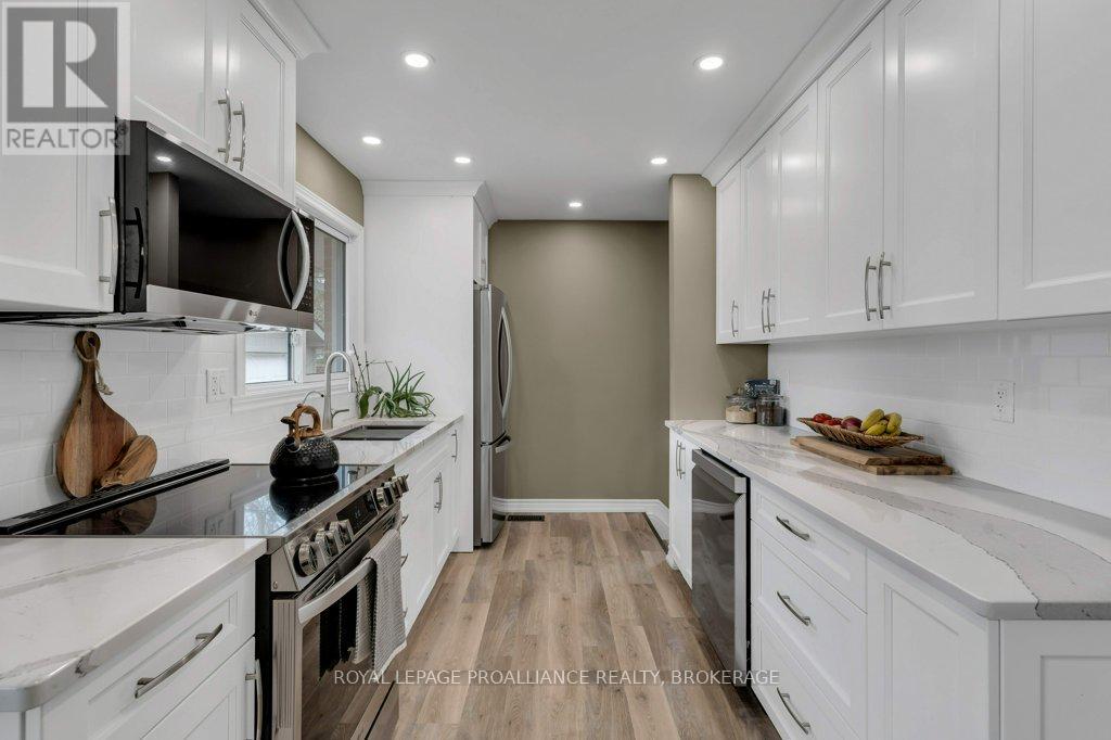 50 Princeton Place, Loyalist, Ontario  K7N 1E6 - Photo 14 - X12483423