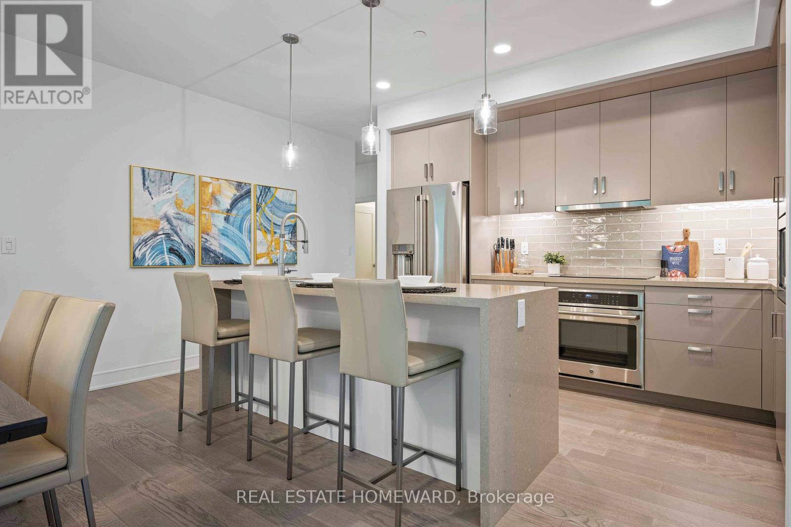 108 - 1575 Lakeshore Road W, Mississauga, Ontario  L5J 0B1 - Photo 4 - W12505578