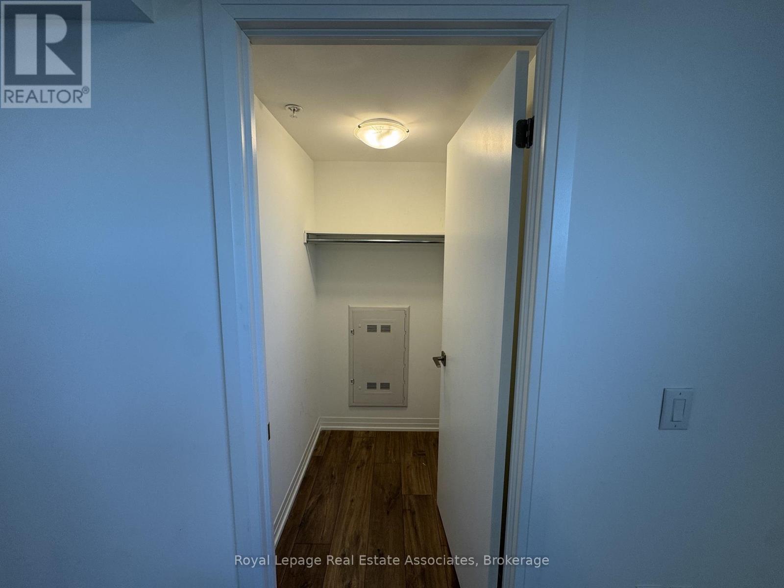 513 - 408 Browns Line, Toronto, Ontario  M8W 0C3 - Photo 7 - W12505586