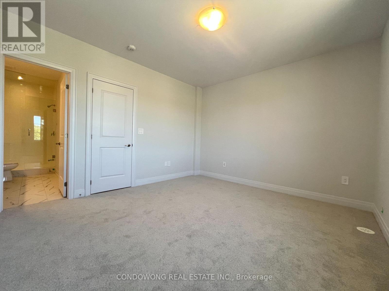 5951 Saigon Street, Mississauga, Ontario  L5V 0E9 - Photo 17 - W12505608