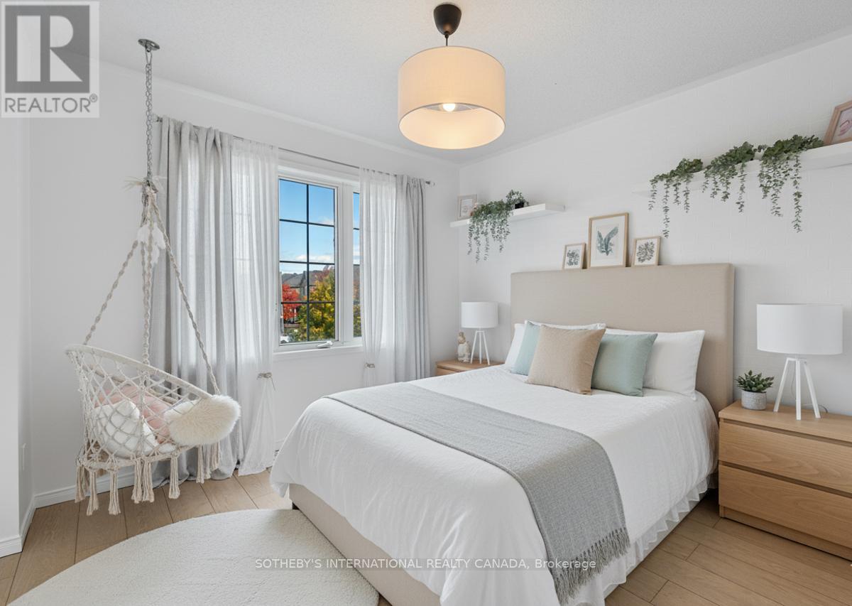 2182 Meadowglen Drive, Oakville, Ontario  L6M 4C9 - Photo 35 - W12505614