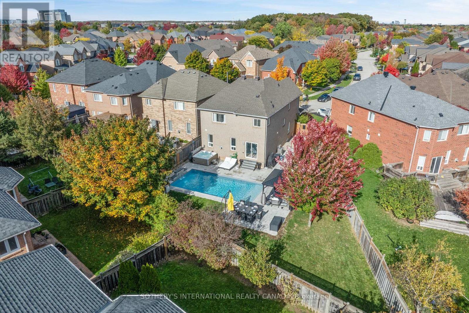 2182 Meadowglen Drive, Oakville, Ontario  L6M 4C9 - Photo 38 - W12505614