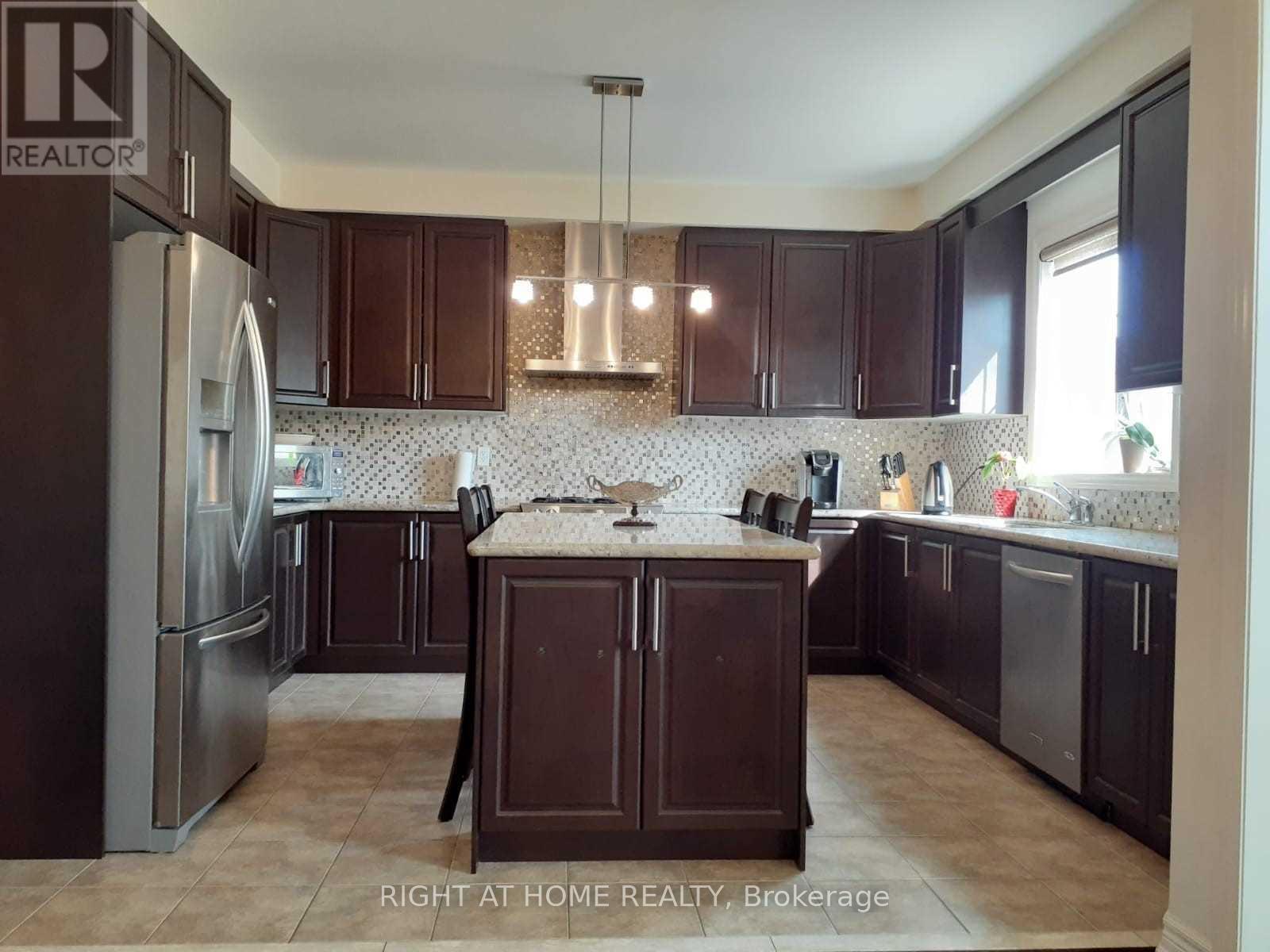 5323 Tenth Line W Street, Mississauga, Ontario  L5M 0V8 - Photo 11 - W12505618