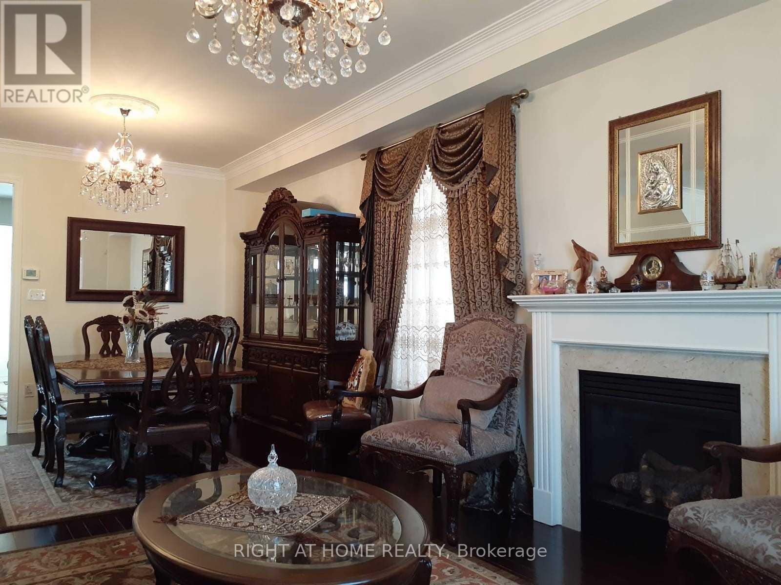 5323 Tenth Line W Street, Mississauga, Ontario  L5M 0V8 - Photo 6 - W12505618