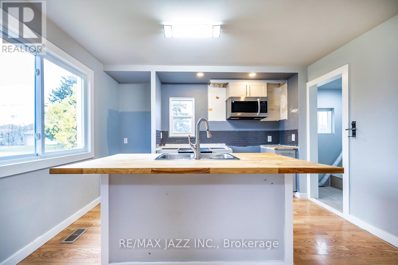 355 Lakeland Crescent, Brock, Ontario  L0K 1A0 - Photo 2 - N12505678