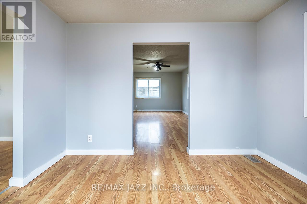 355 Lakeland Crescent, Brock, Ontario  L0K 1A0 - Photo 5 - N12505678