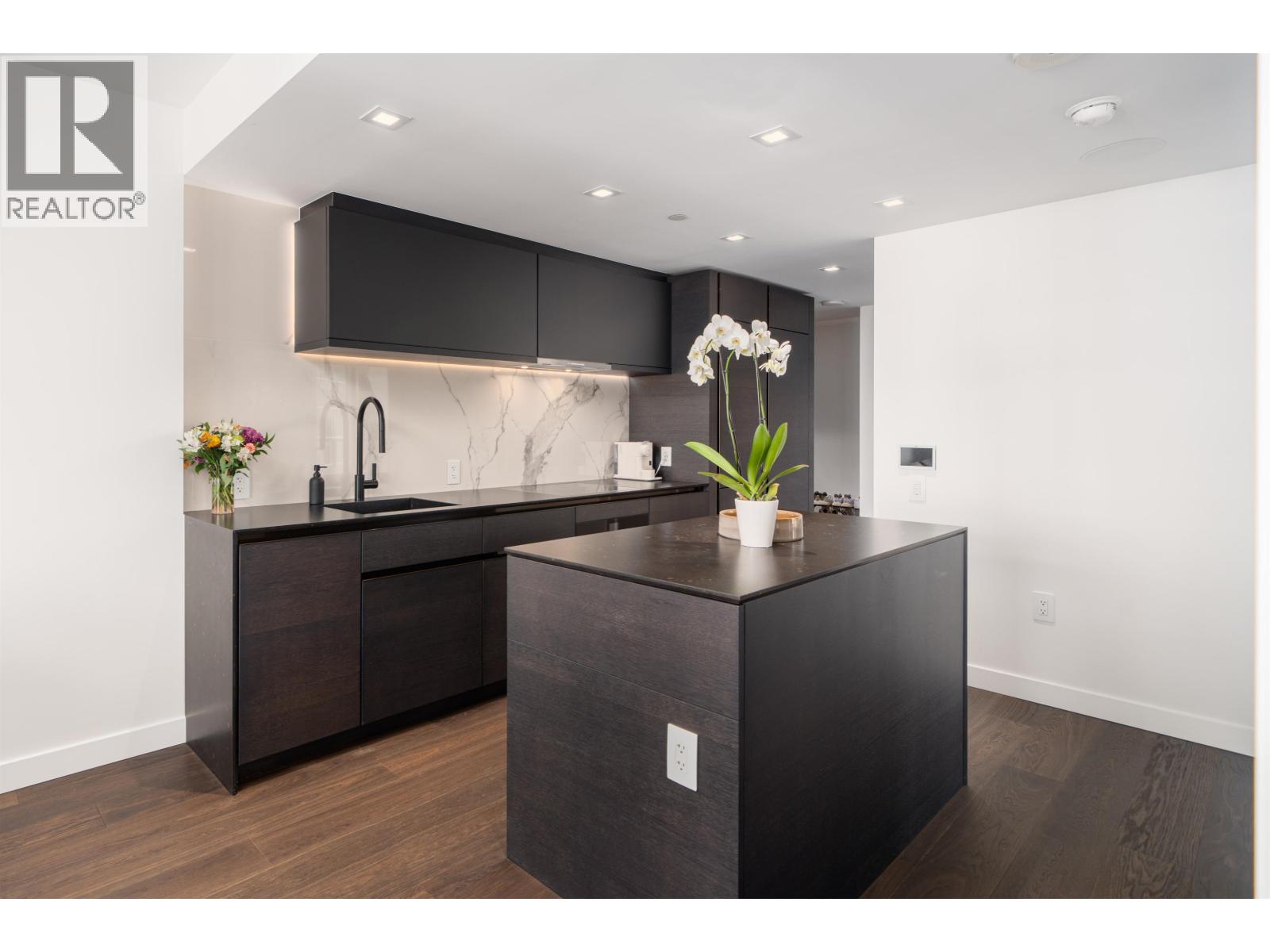 1905 620 Cardero Street, West Vancouver, British Columbia  V6G 0C7 - Photo 10 - R3064179