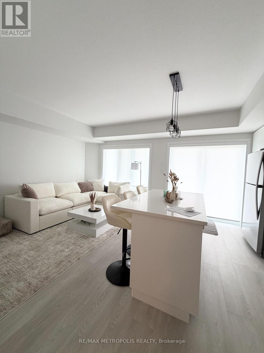 27 - 15 Stauffer Woods Trail, Kitchener, Ontario  N2P 0L1 - Photo 12 - X12505616