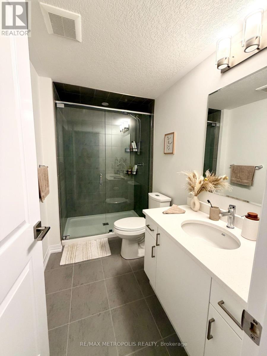 27 - 15 Stauffer Woods Trail, Kitchener, Ontario  N2P 0L1 - Photo 8 - X12505616