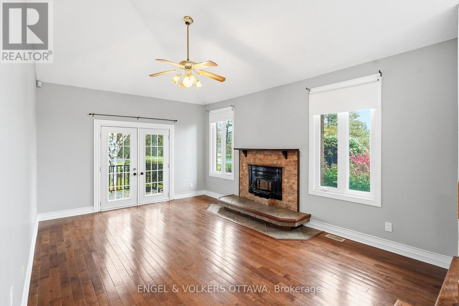 101 Carterfarm Crescent, Ottawa, Ontario  K0A 1L0 - Photo 11 - X12505628