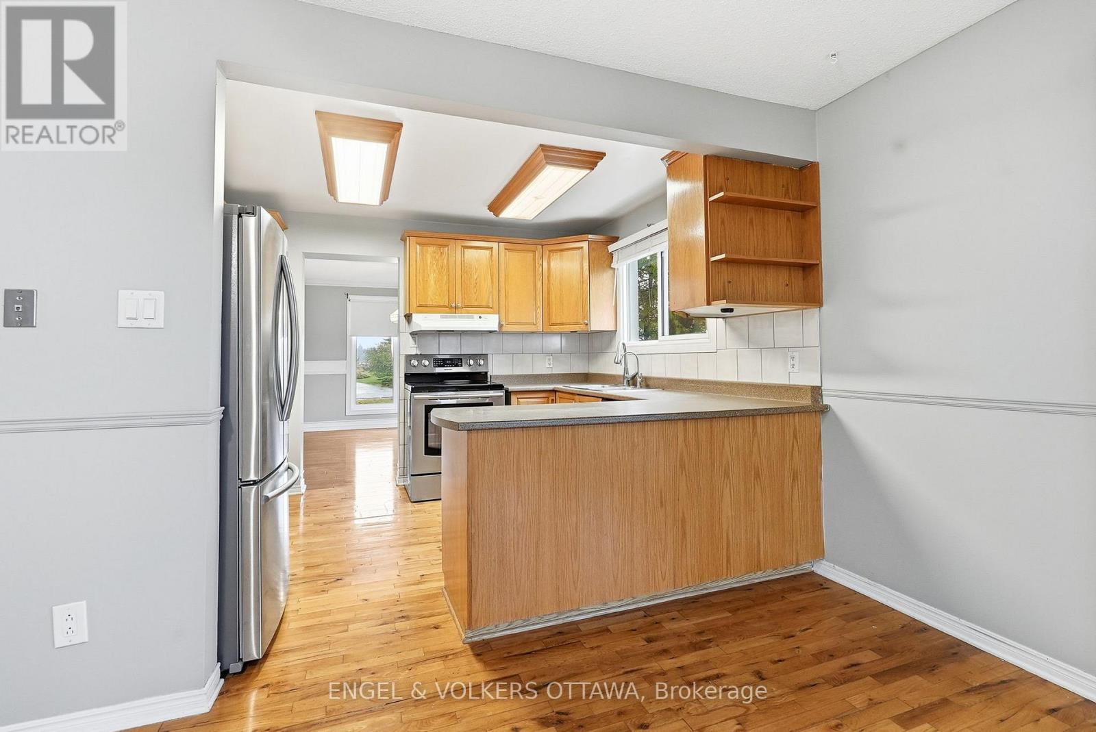 101 Carterfarm Crescent, Ottawa, Ontario  K0A 1L0 - Photo 18 - X12505628