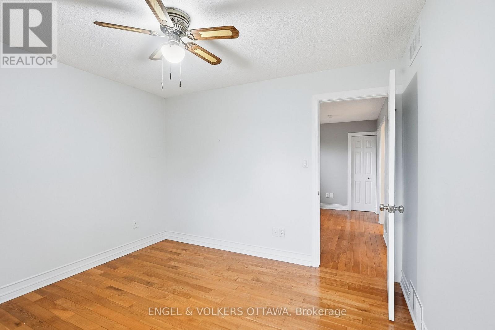 101 Carterfarm Crescent, Ottawa, Ontario  K0A 1L0 - Photo 35 - X12505628