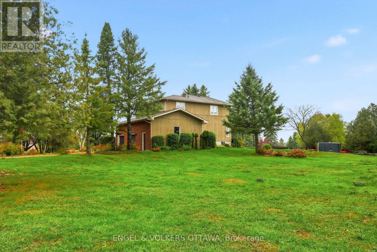 101 Carterfarm Crescent, Ottawa, Ontario  K0A 1L0 - Photo 43 - X12505628