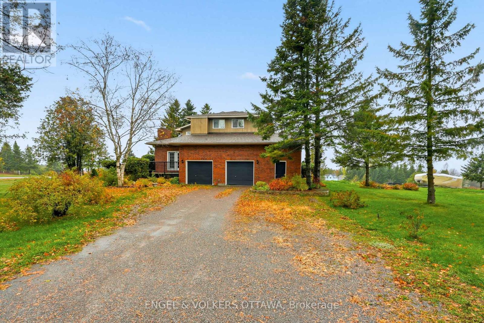 101 Carterfarm Crescent, Ottawa, Ontario  K0A 1L0 - Photo 44 - X12505628