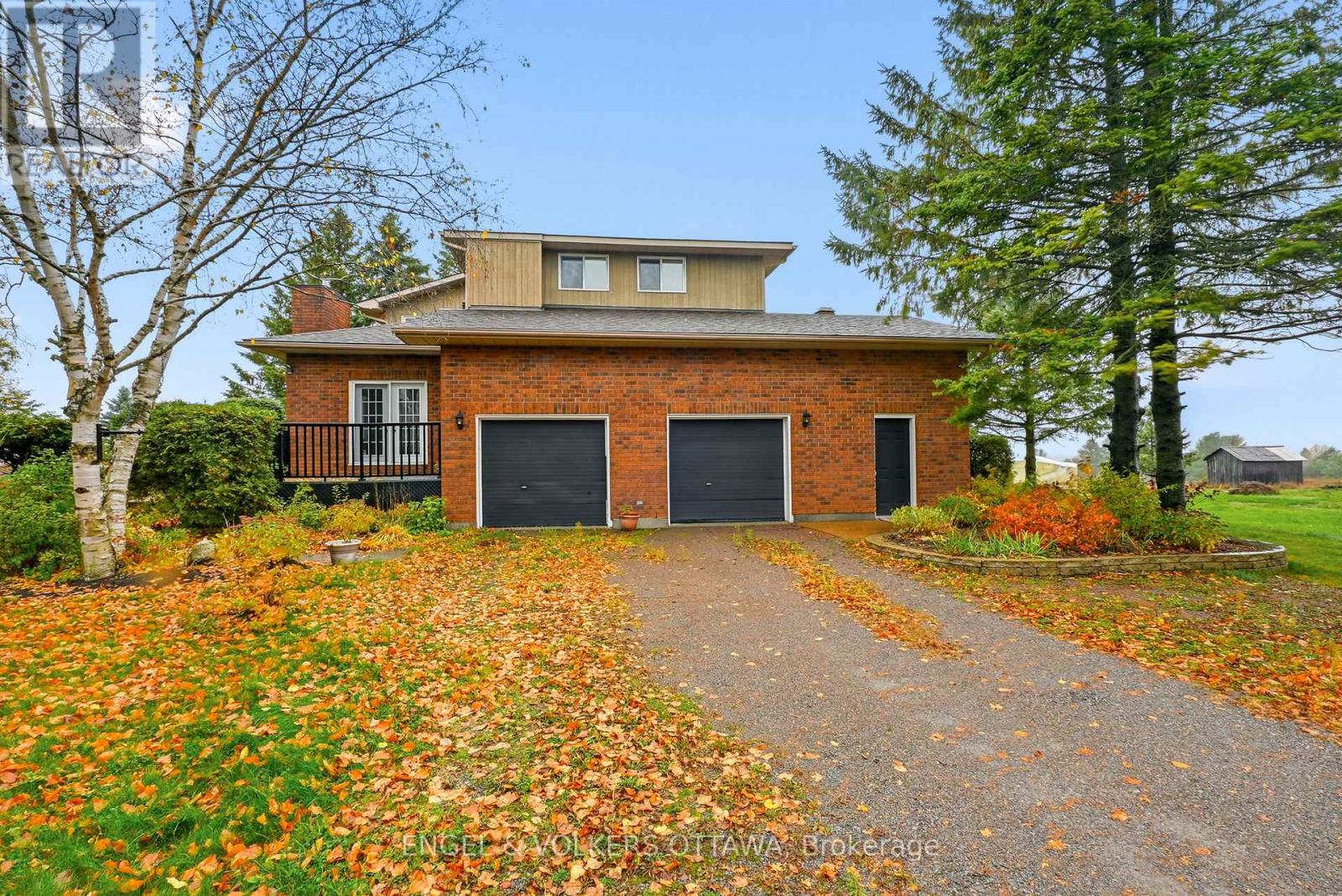 101 Carterfarm Crescent, Ottawa, Ontario  K0A 1L0 - Photo 45 - X12505628