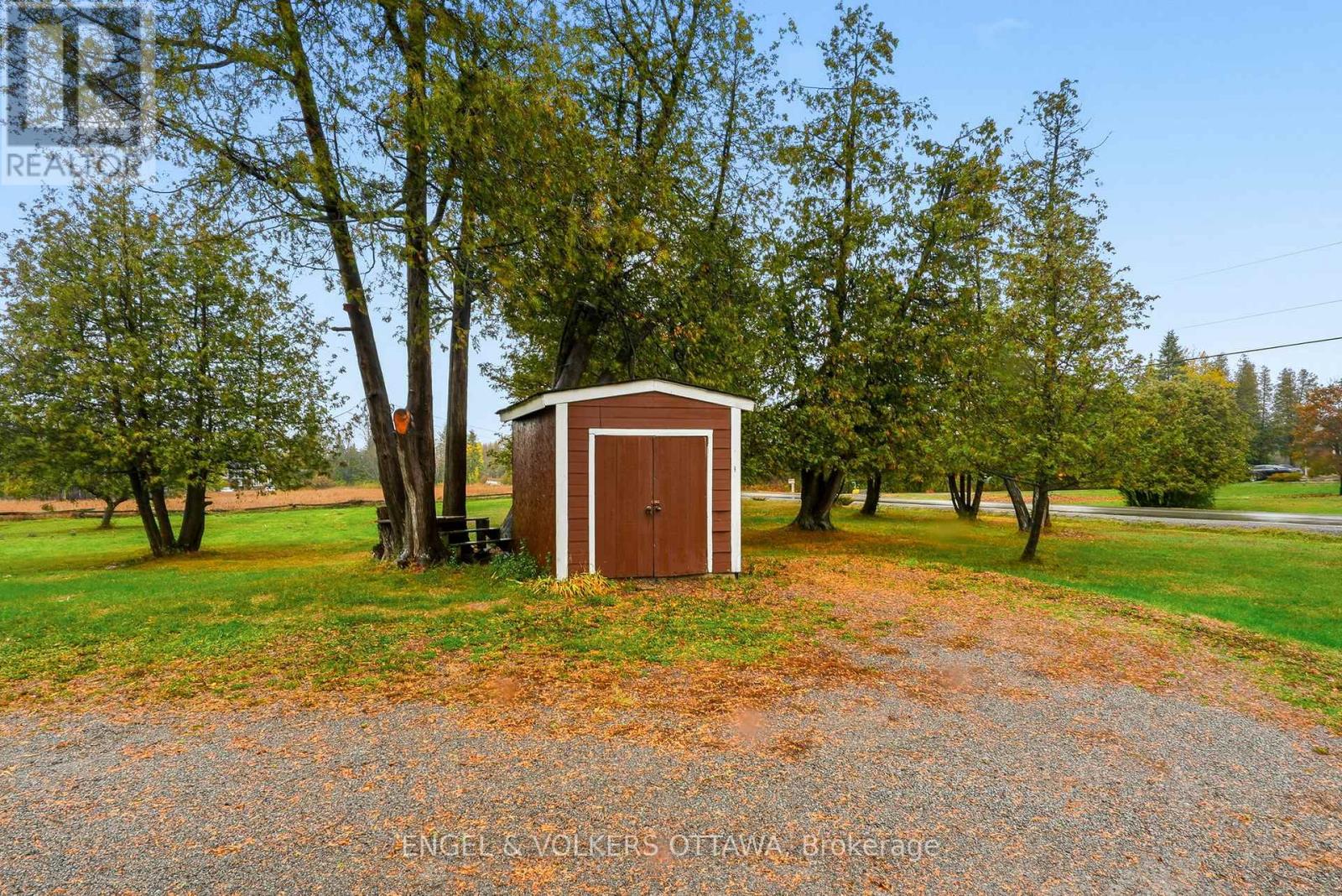 101 Carterfarm Crescent, Ottawa, Ontario  K0A 1L0 - Photo 46 - X12505628