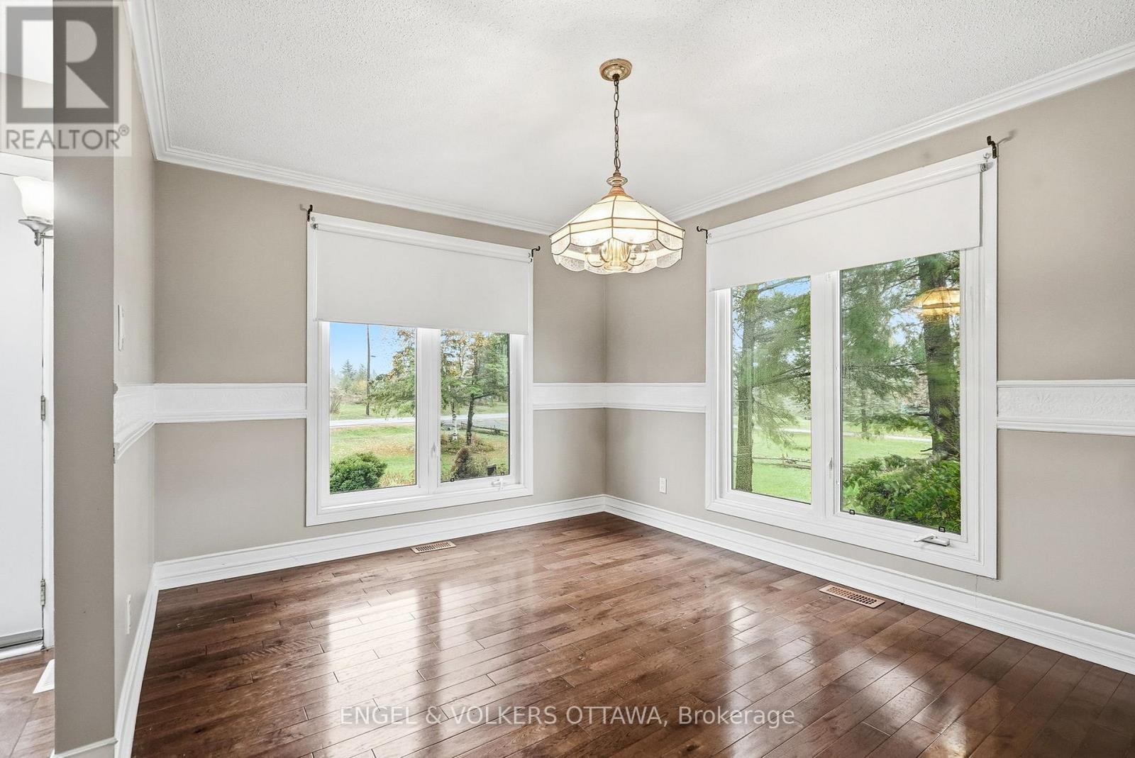 101 Carterfarm Crescent, Ottawa, Ontario  K0A 1L0 - Photo 8 - X12505628