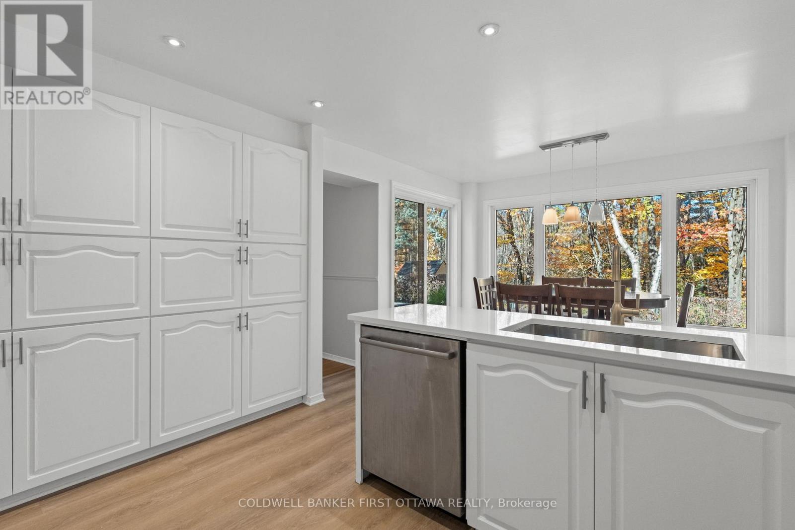 1645 Des Ravins Place, Ottawa, Ontario  K1C 6H3 - Photo 12 - X12505710