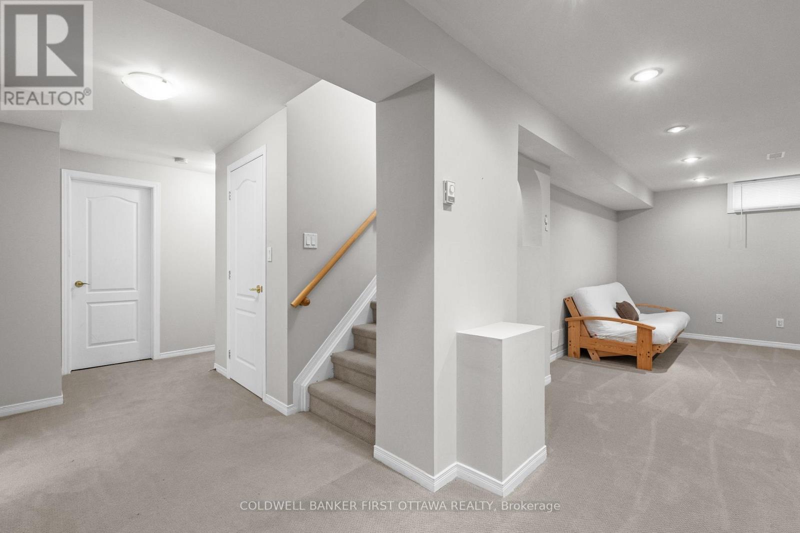 1645 Des Ravins Place, Ottawa, Ontario  K1C 6H3 - Photo 35 - X12505710