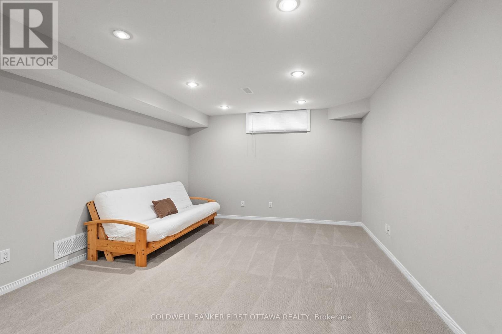 1645 Des Ravins Place, Ottawa, Ontario  K1C 6H3 - Photo 36 - X12505710