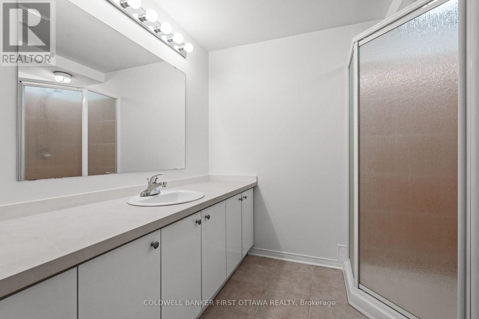 1645 Des Ravins Place, Ottawa, Ontario  K1C 6H3 - Photo 39 - X12505710