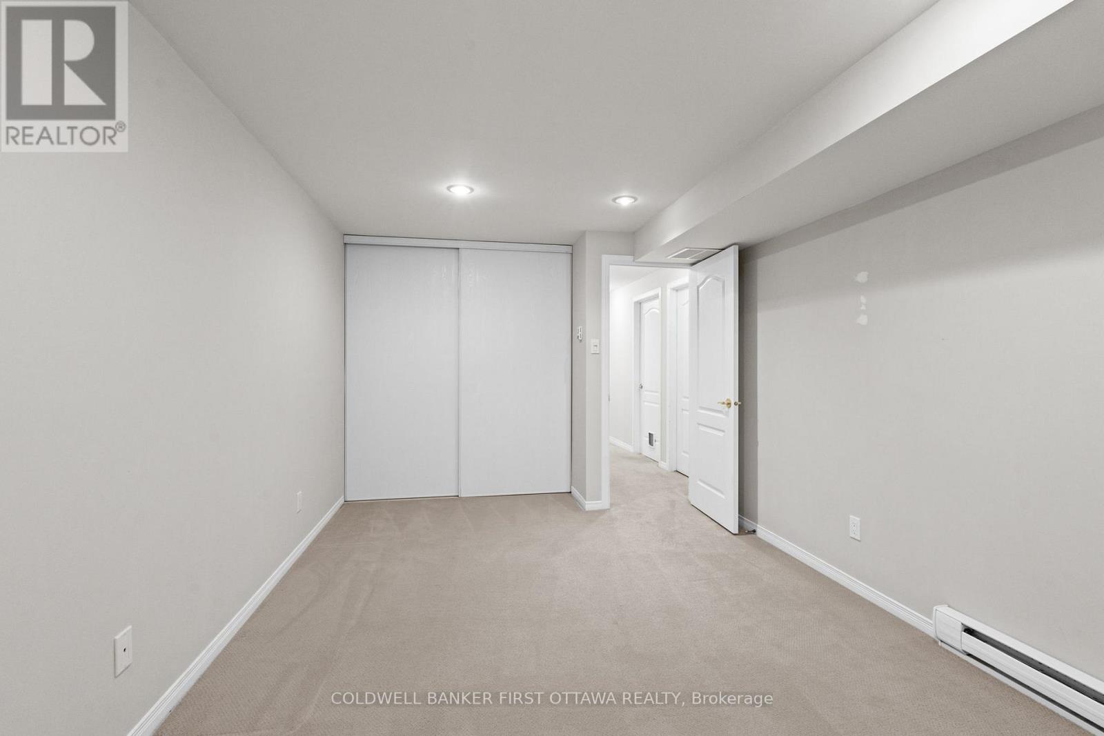 1645 Des Ravins Place, Ottawa, Ontario  K1C 6H3 - Photo 41 - X12505710