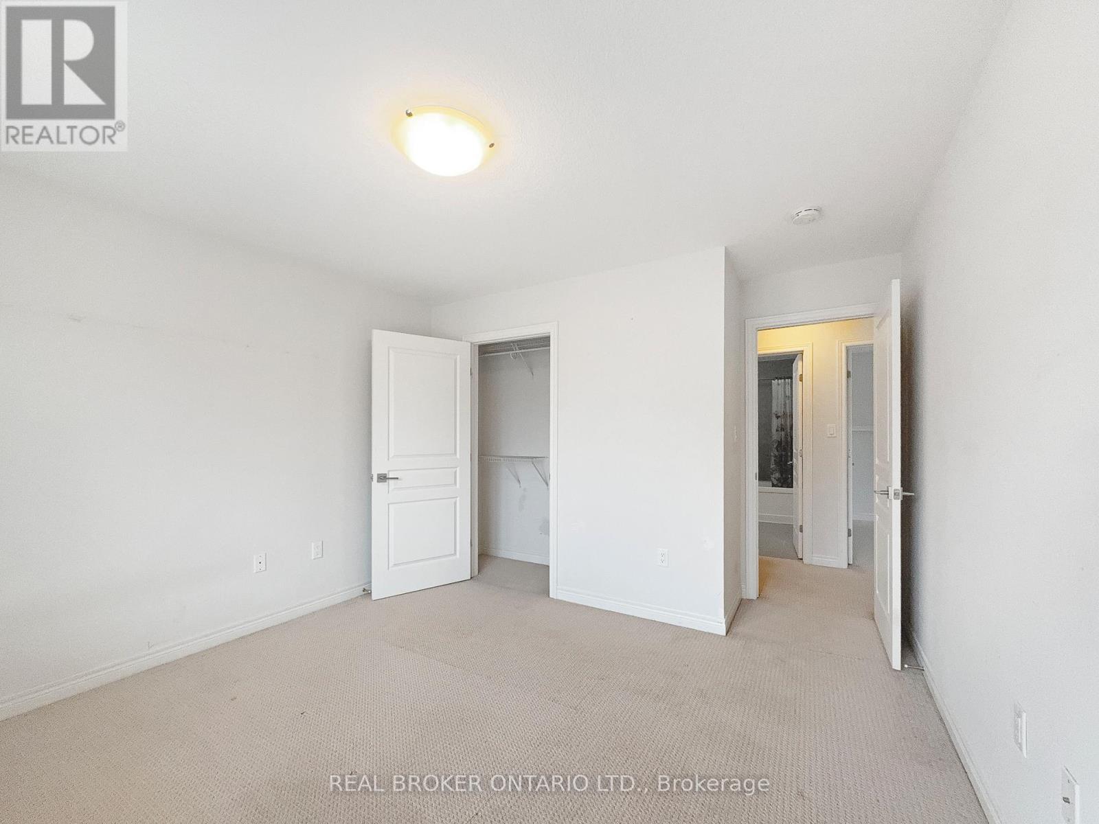 14 Whaley Lane, Hamilton, Ontario  L9G 0G7 - Photo 11 - X12413133