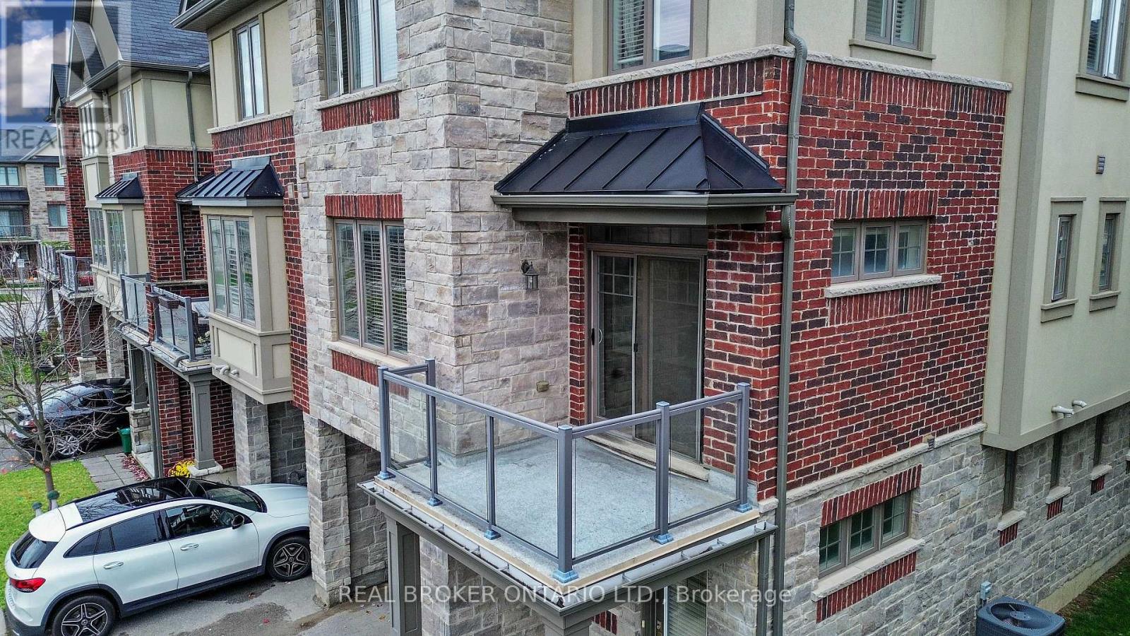 14 Whaley Lane, Hamilton, Ontario  L9G 0G7 - Photo 19 - X12413133