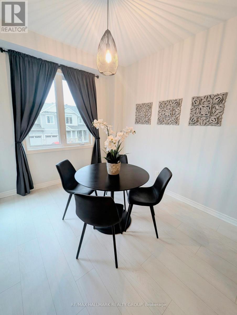 245 Atima Circle, Ottawa, Ontario  K2J 6T5 - Photo 10 - X12498720