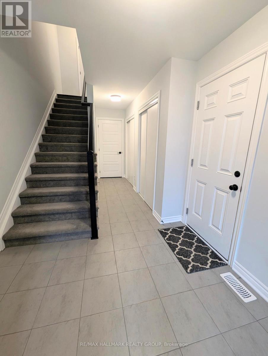 245 Atima Circle, Ottawa, Ontario  K2J 6T5 - Photo 3 - X12498720