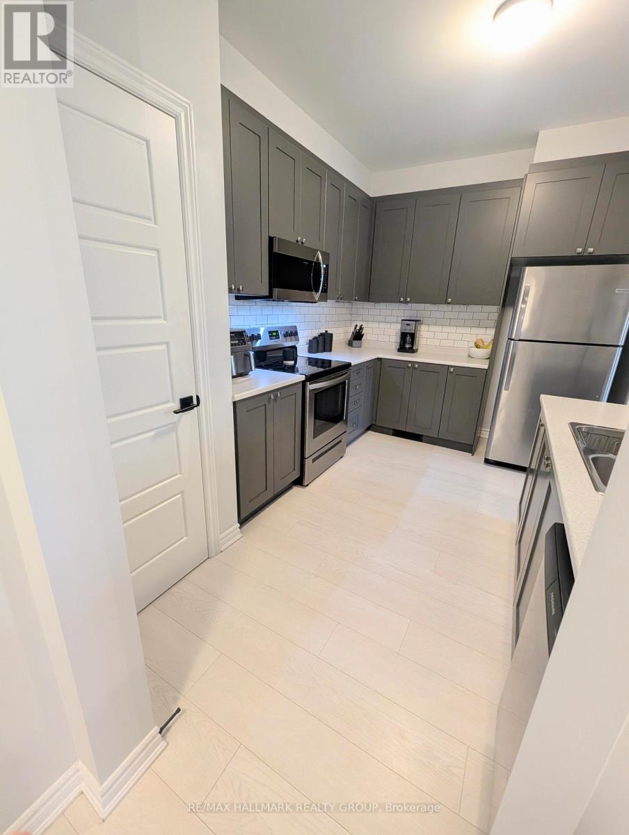 245 Atima Circle, Ottawa, Ontario  K2J 6T5 - Photo 7 - X12498720