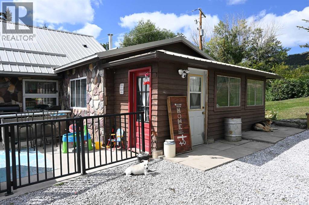 7404 Rge Rd 3-0, Rural Pincher Creek No. 9, Alberta  T0K 1H0 - Photo 20 - A2267487