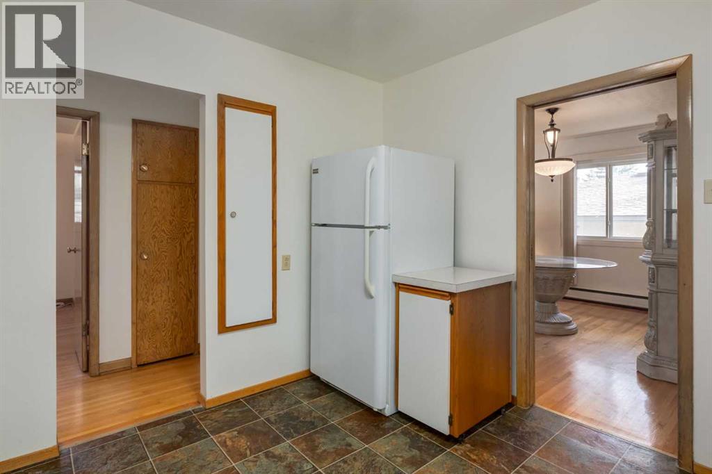 23 Klamath Place Sw, Calgary, Alberta  T2V 2J2 - Photo 10 - A2262308