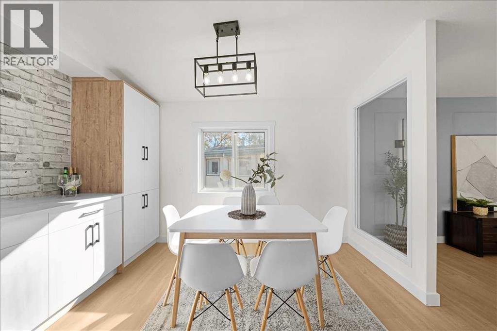 210 Erin Woods Circle Se, Calgary, Alberta  T2B 3E1 - Photo 22 - A2265036