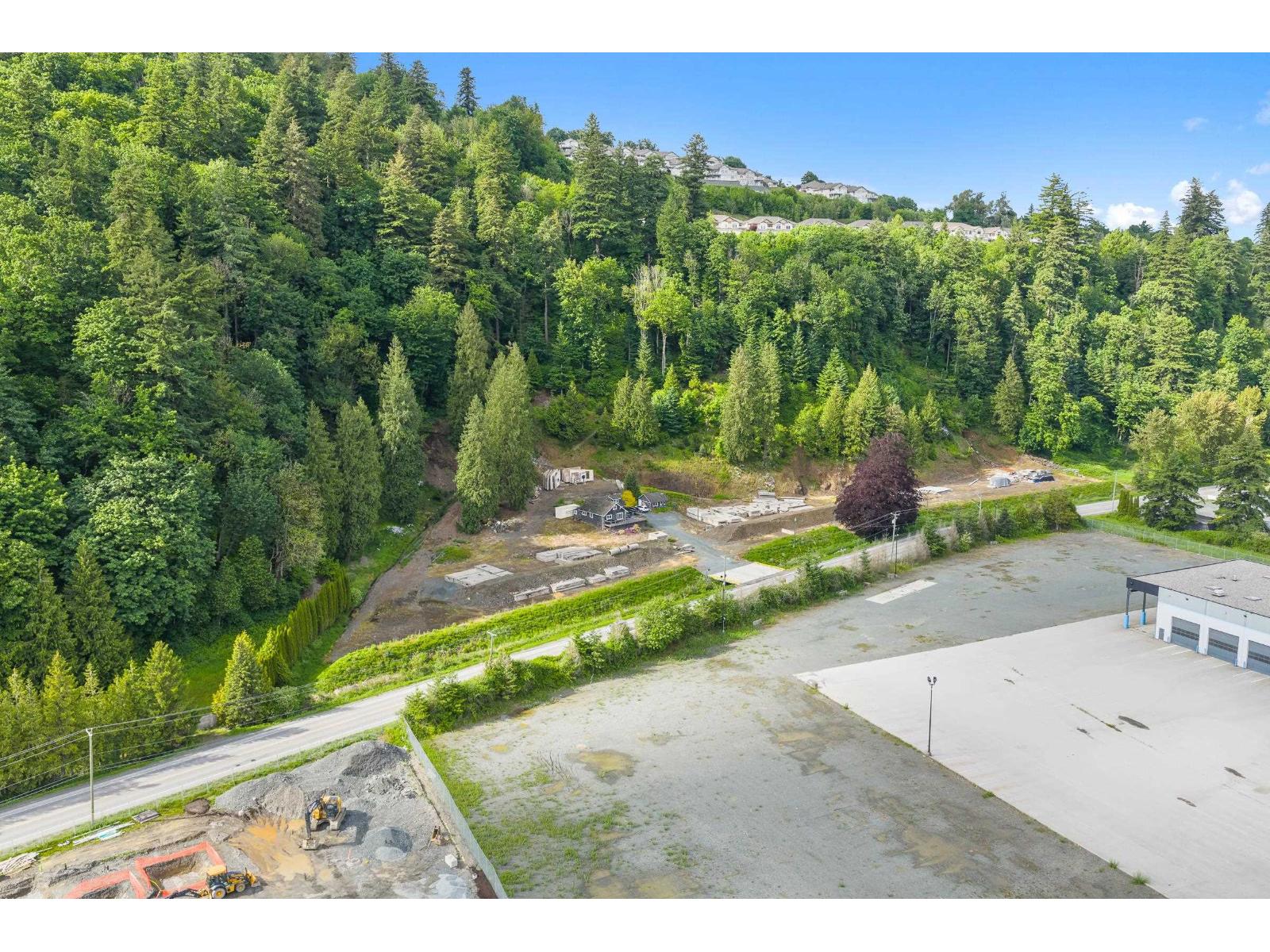 8395 Chilliwack Mountain Road, West Chilliwack, Chilliwack, British Columbia  V2R 3W8 - Photo 9 - C8069433