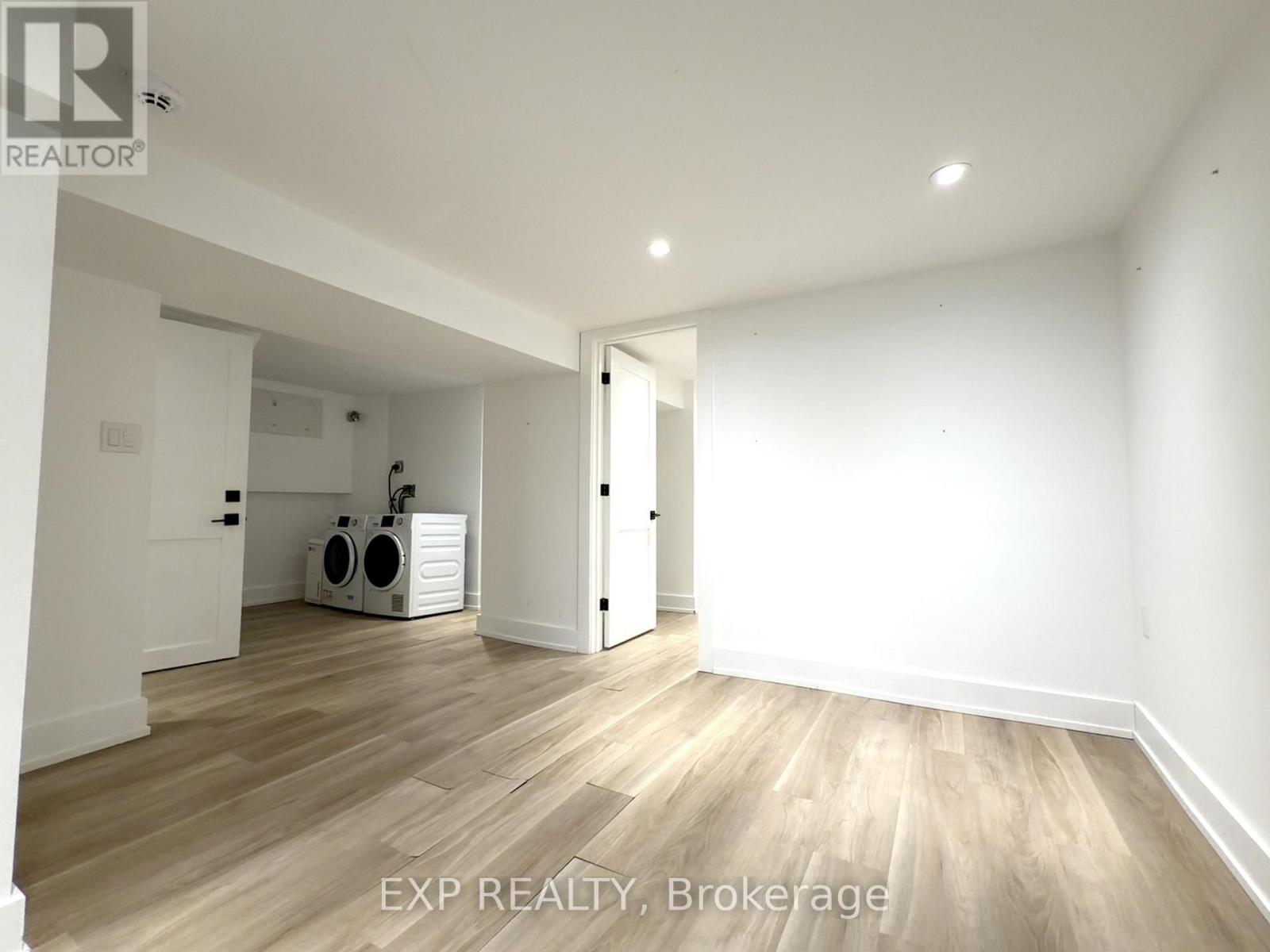 Lower - 630 Christie Street, Toronto, Ontario  M6G 3E5 - Photo 21 - C12505624