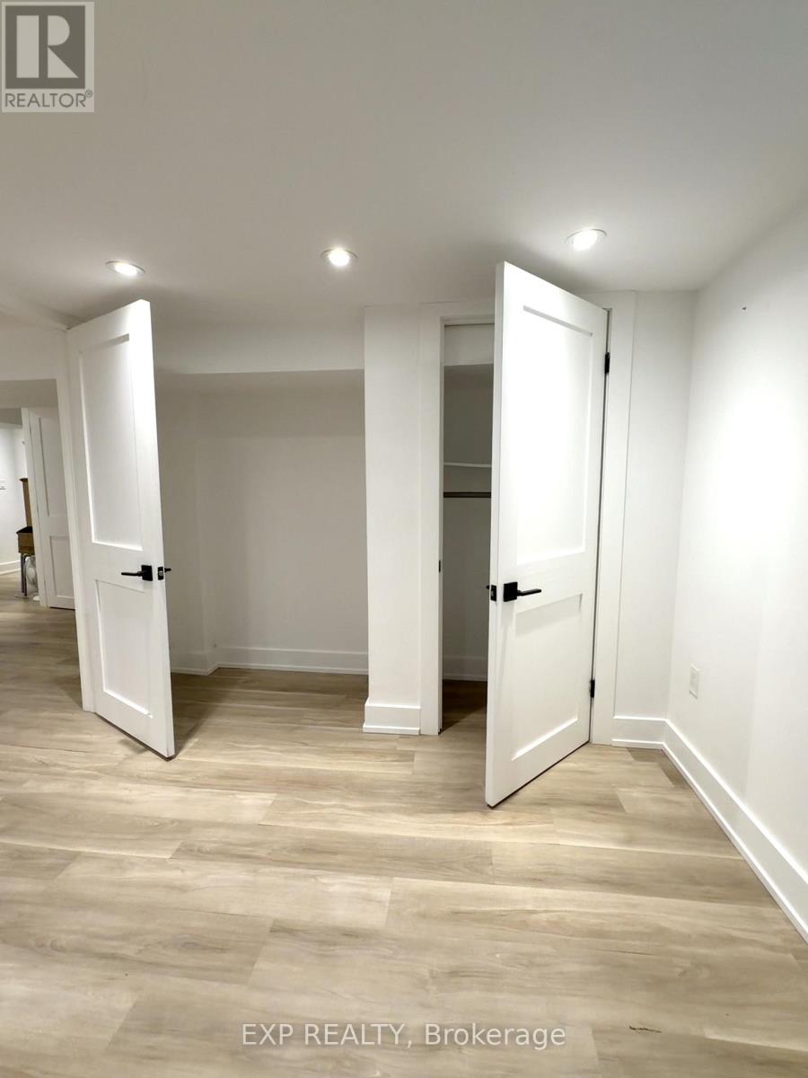 Lower - 630 Christie Street, Toronto, Ontario  M6G 3E5 - Photo 25 - C12505624