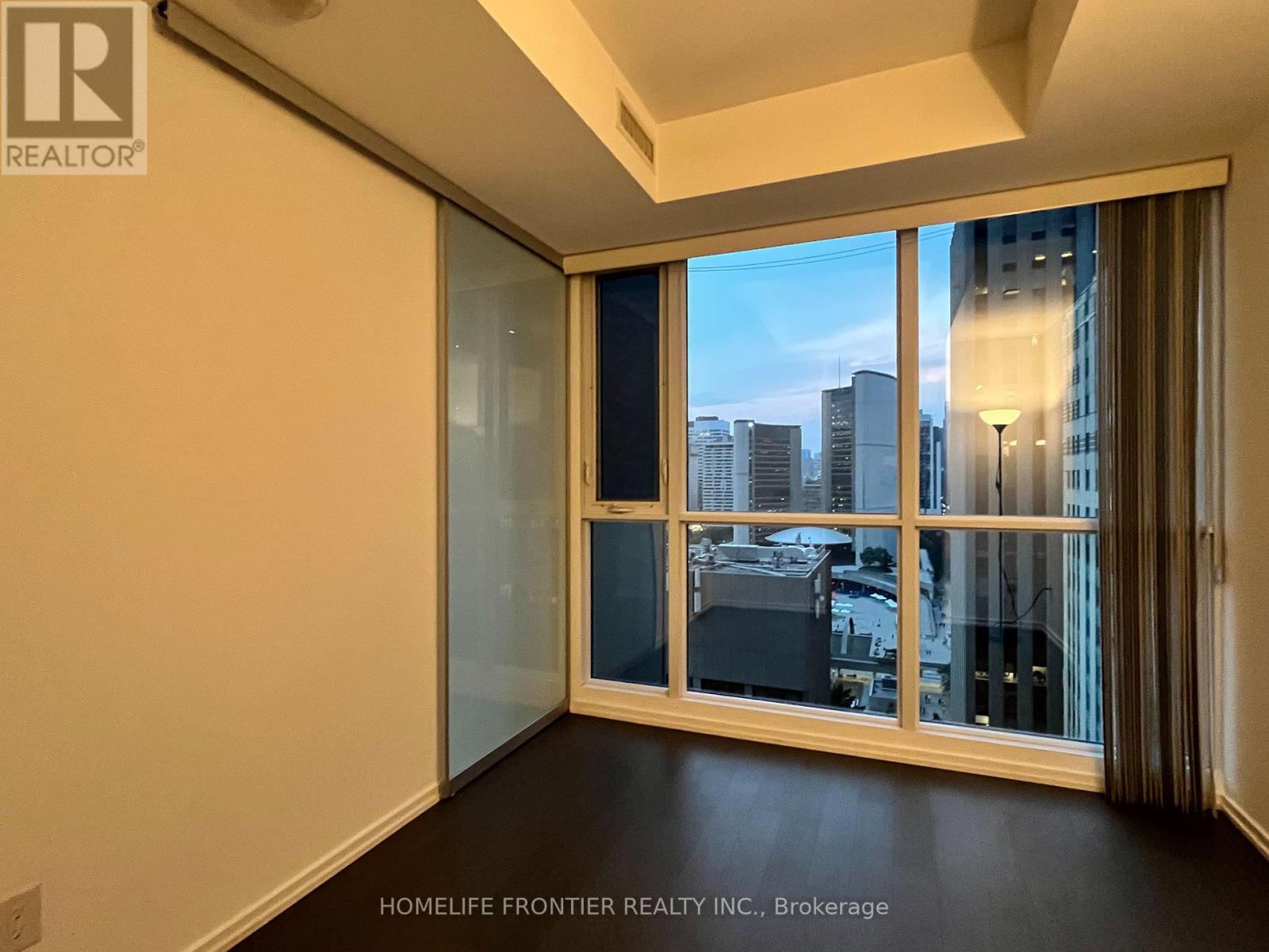 1817 - 70 Temperance Street, Toronto, Ontario  M5H 0B1 - Photo 14 - C12505662