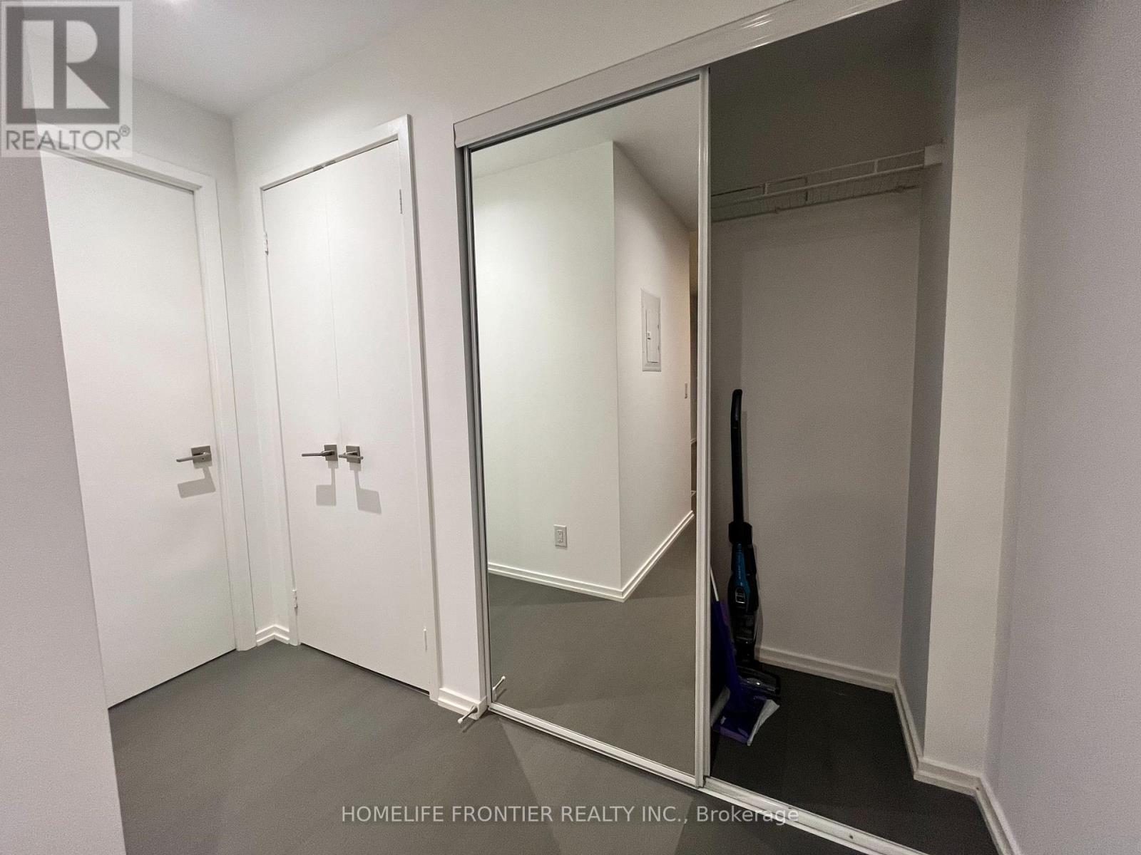 1817 - 70 Temperance Street, Toronto, Ontario  M5H 0B1 - Photo 26 - C12505662