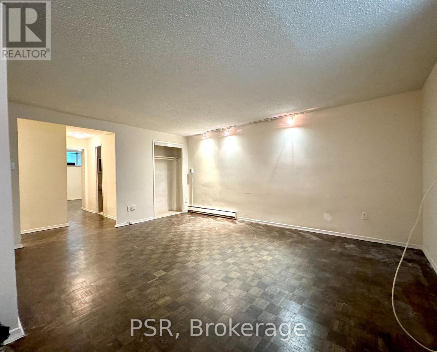 4 - 570 Eglinton Avenue W, Toronto, Ontario  M5N 1C1 - Photo 6 - C12505700