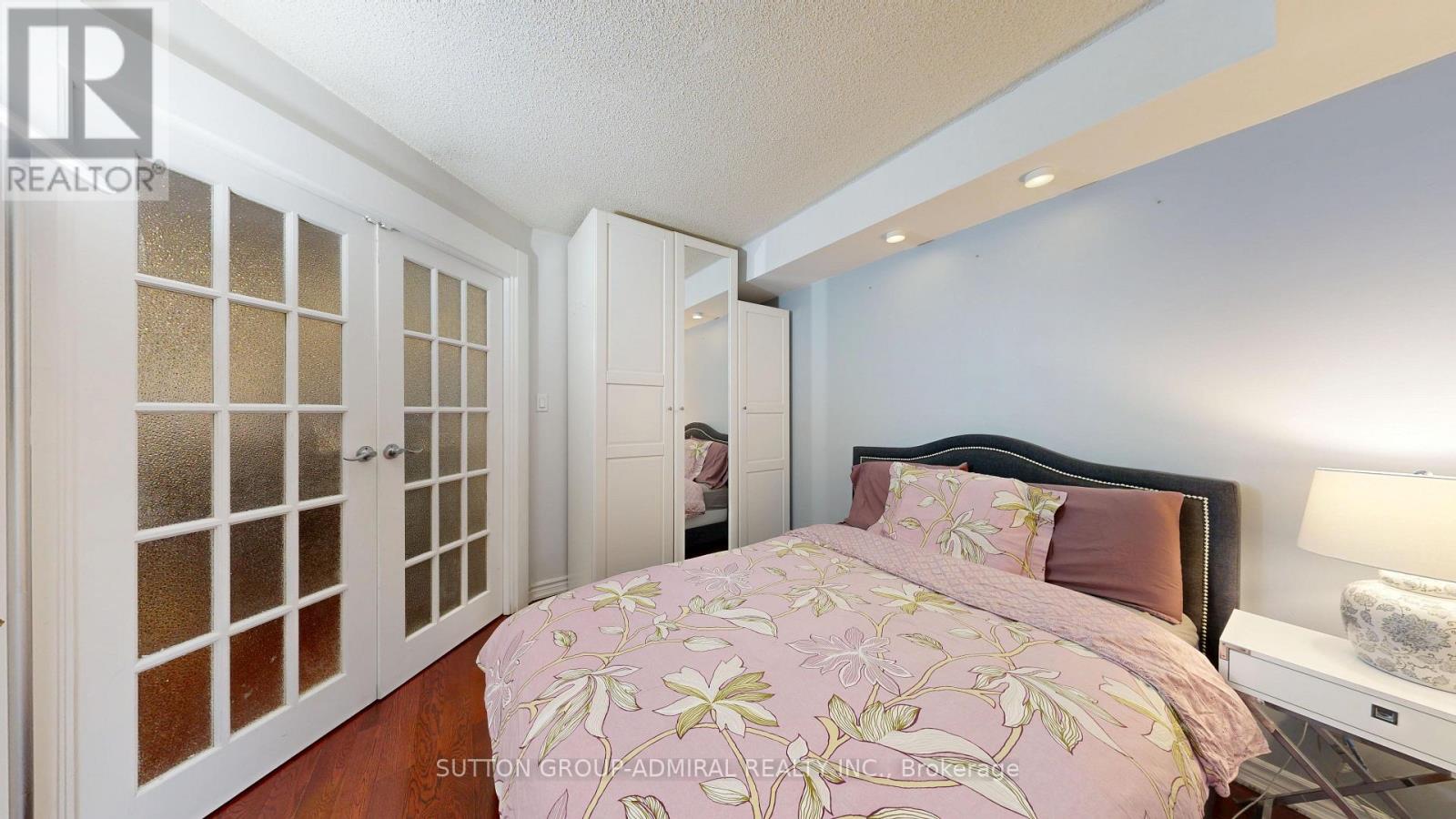 201 - 633 Bay Street, Toronto, Ontario  M5G 2G4 - Photo 12 - C12505702