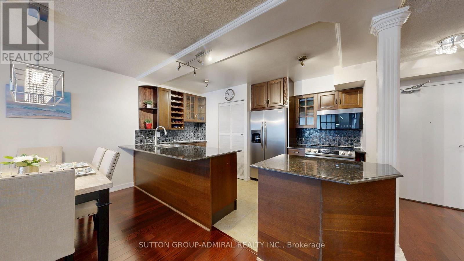 201 - 633 Bay Street, Toronto, Ontario  M5G 2G4 - Photo 6 - C12505702