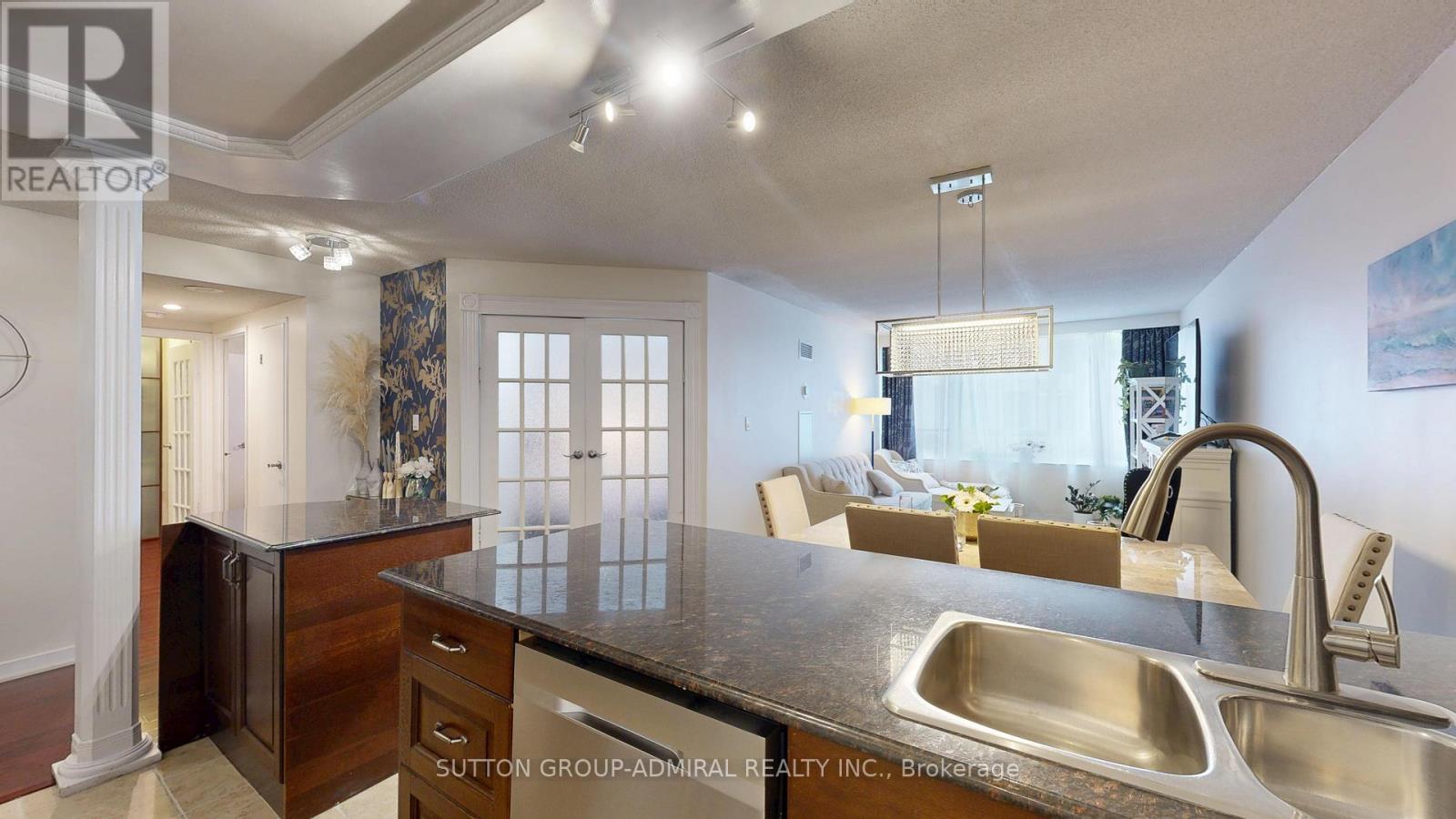 201 - 633 Bay Street, Toronto, Ontario  M5G 2G4 - Photo 8 - C12505702