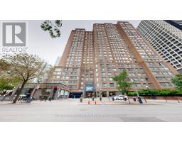 201 - 633 BAY STREET, Toronto, Ontario