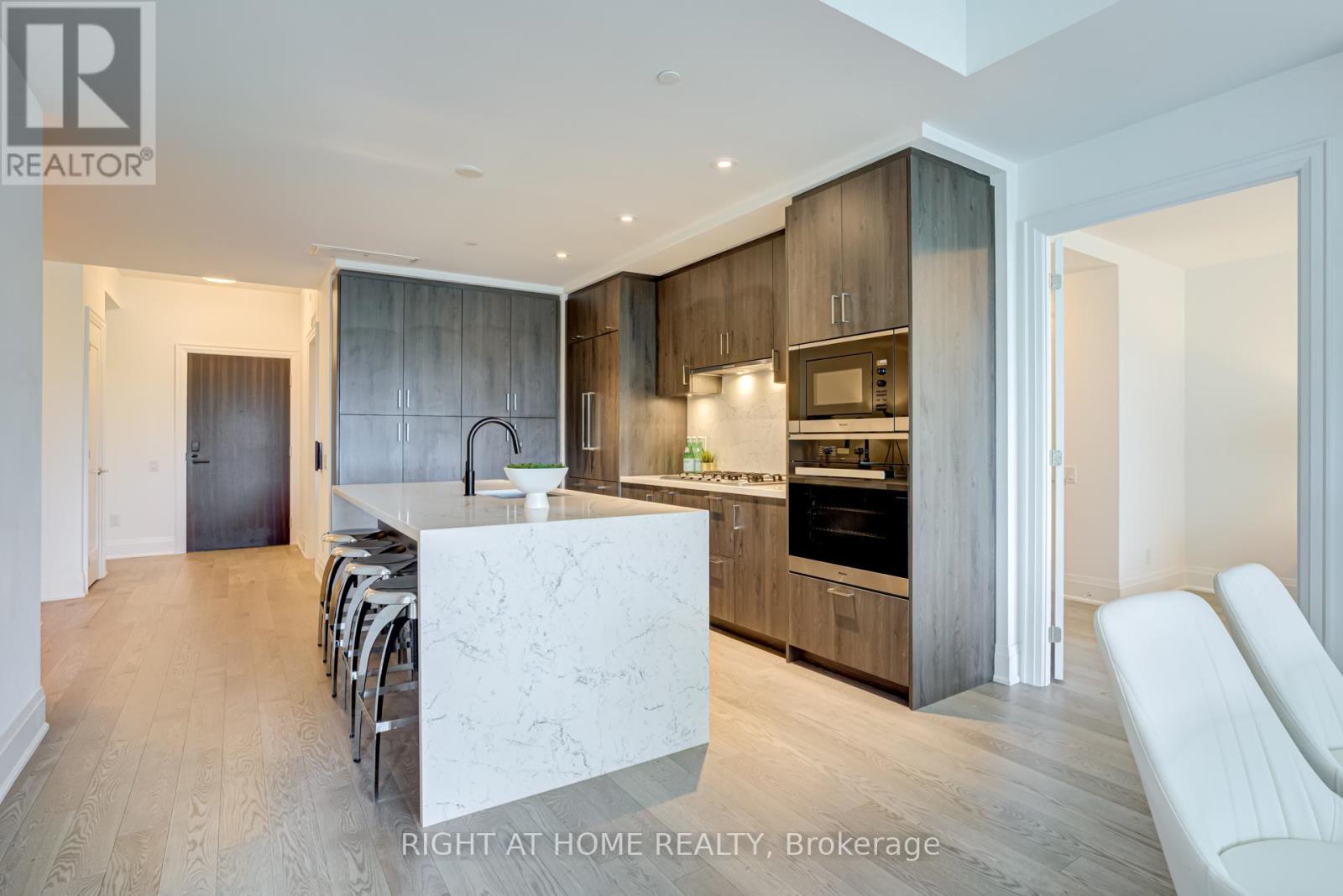 410 - 280 Howland Avenue, Toronto, Ontario  M5R 0C3 - Photo 4 - C12505708